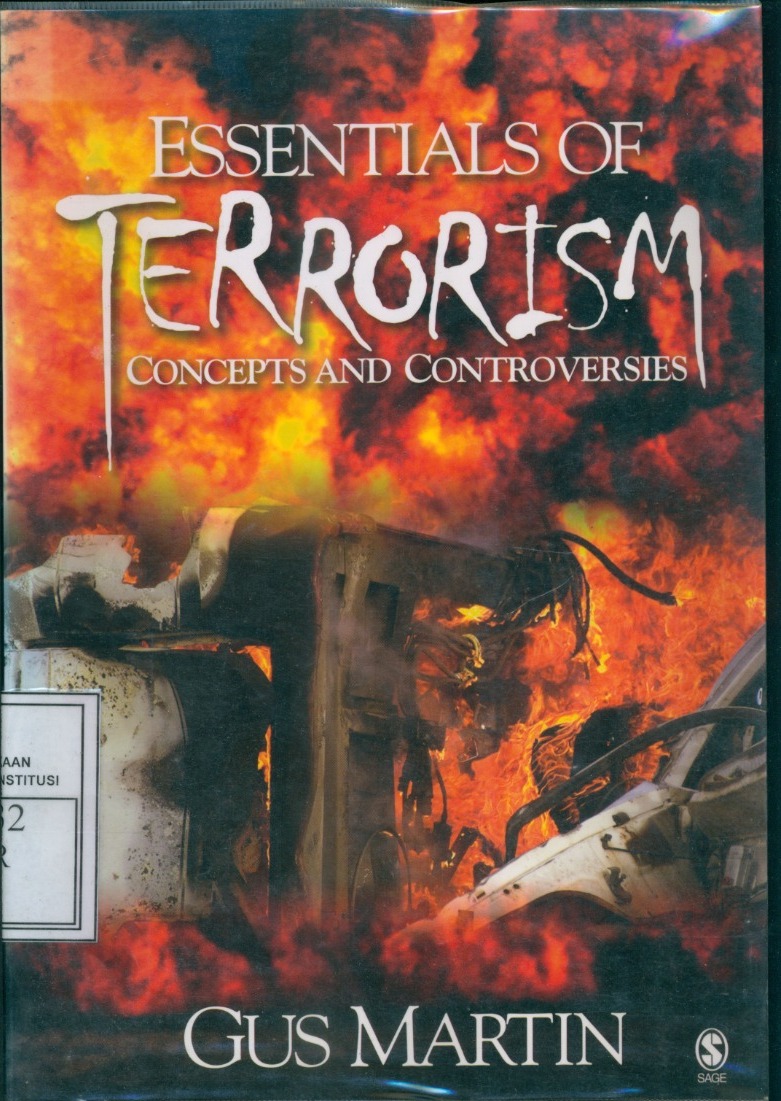 Cover Essentials of Terrorism : Concepts and Controversies / C. Gus Martin